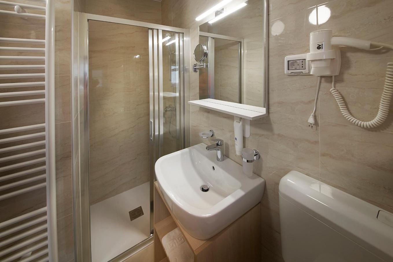 Villa Cedra - Hotel & Resort Adria อังคาราน ภายนอก รูปภาพ
